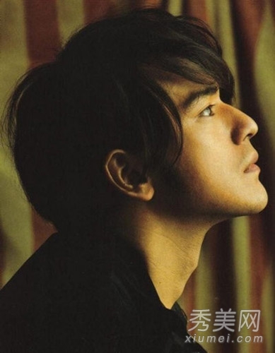吴亦凡鹿晗钟汉良郑古川雄辉 中日韩最美侧颜男神PK（组图）