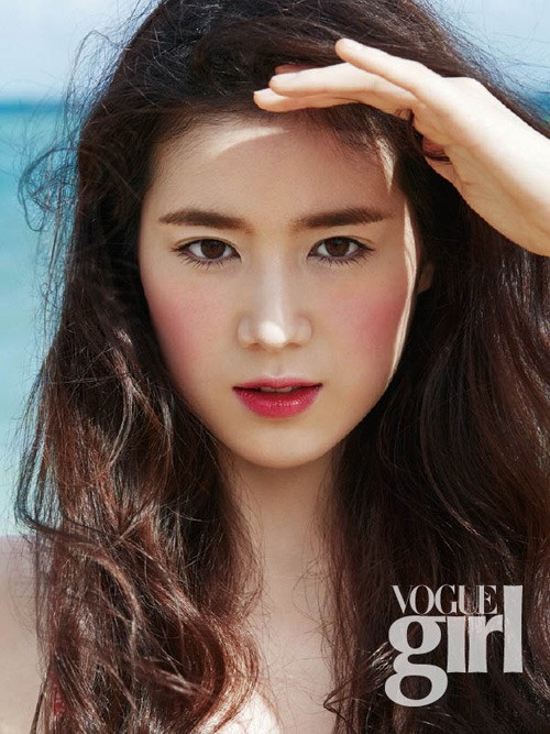 郑恩彩夏威夷写真 窈窕淑女自由洒脱魅力无限（组图）