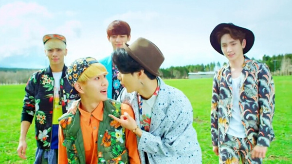 SHINee单曲专辑《Lucky Star》日本公信榜周榜排名第三（组图）