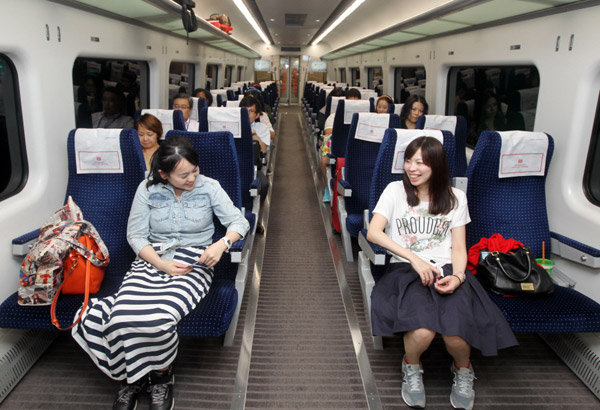仁川机场铁路决定将直通列车4人以上团购优惠延长至年末