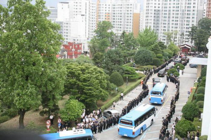 韩消防直升机坠毁遇难者告别仪式（高清）