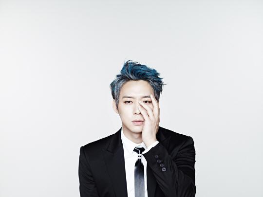 JYJ新专辑公开音源  《BACK SEAT》人气爆棚（组图）