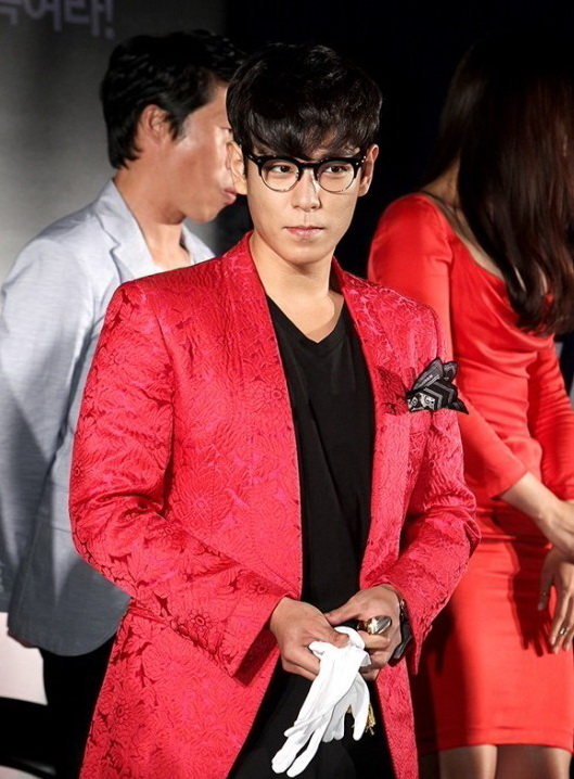 Bigbang TOP申世京出席《老千2》制作发布会 （组图）