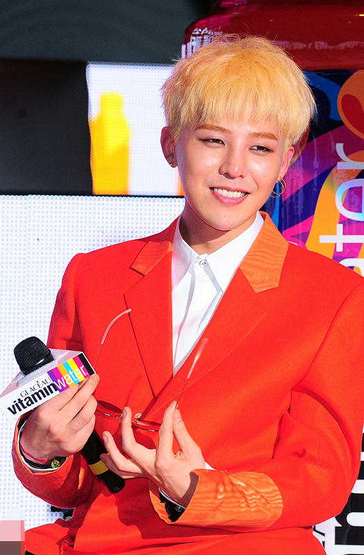 冲击<em>发型</em>终结者<em>权志龙</em> 领跑韩国时尚界(组图