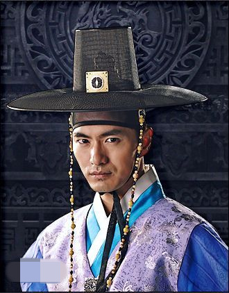 《三剑客》制作发布会型男“组团”亮相 郑容和首秀武打戏及来华拍摄成亮点（组图）
