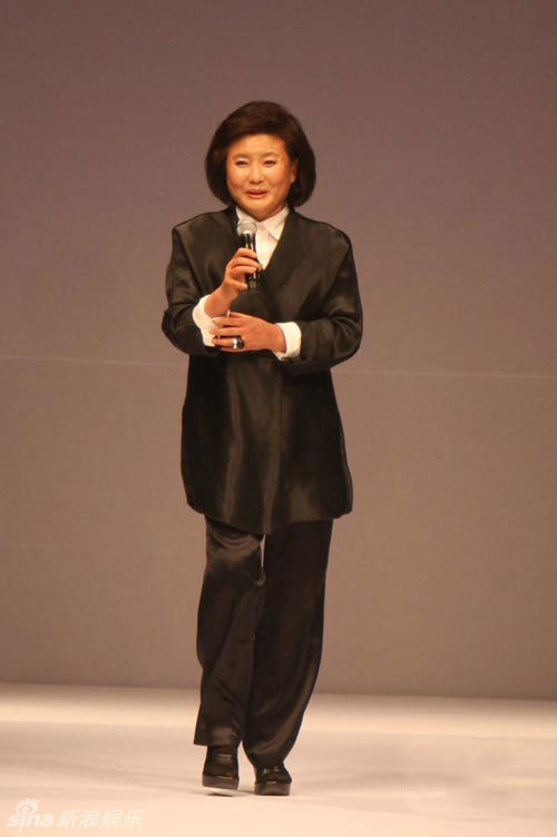 韩女星豪门生活大盘点　全智贤金喜善李英爱沈银河幸福美满（组图）