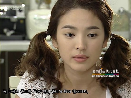 f(x)宋茜少女时代允儿全智贤宋慧乔 盘点女星的“羊角辫”造型（组图）
