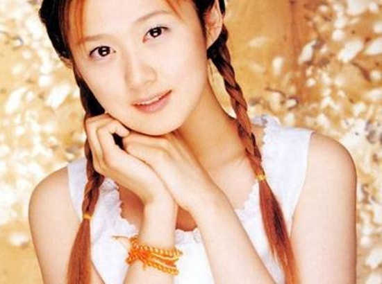 f(x)宋茜少女时代允儿全智贤宋慧乔 盘点女星的“羊角辫”造型（组图）