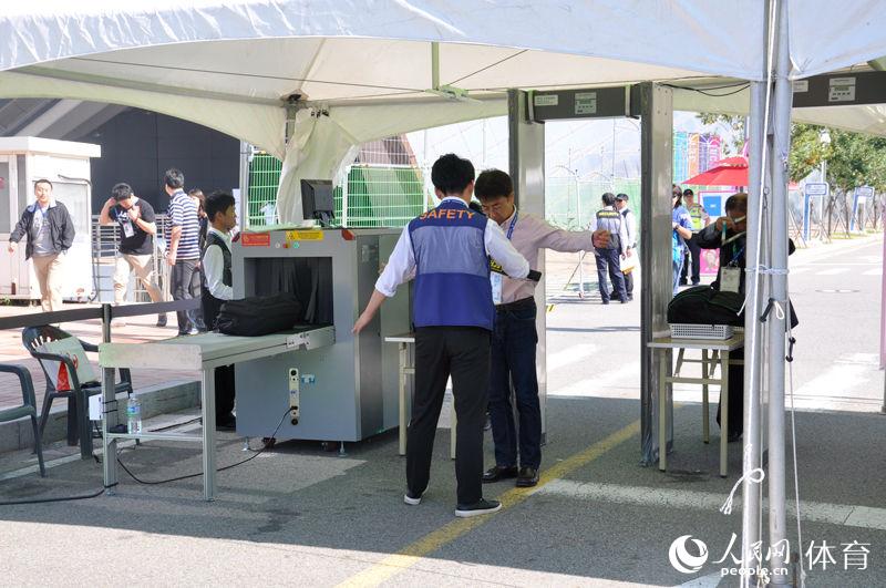 高清：仁川亚运开幕在即 本网记者探访媒体中心（组图）