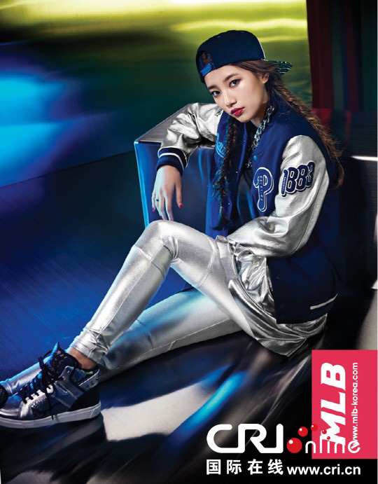 少女时代2NE1教你搭配棒球服 秀英徐贤演绎时尚范儿（组图）