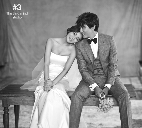 中韩情侣蔡琳高梓淇婚纱照曝光 甜蜜惹人羡（组图）