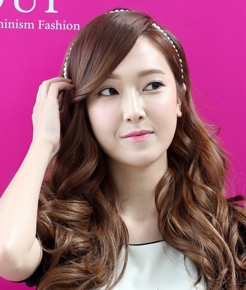 SM证实Jessica退出少女时代 自动退团还是被迫退团？（组图）