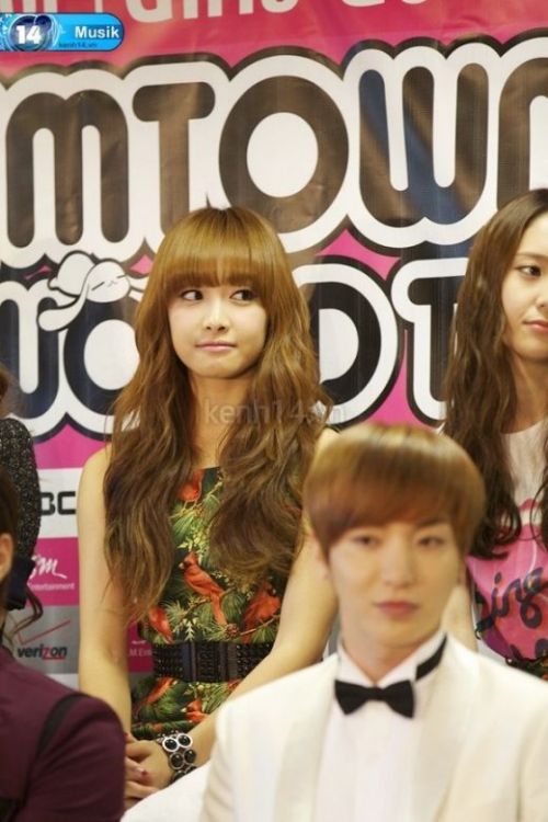 EXO鹿晗尼坤韩庚super junior 盘点和宋茜合影的美男子们（组图）