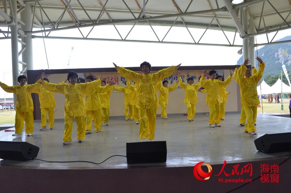 直击济州岛民俗节：韩国大妈也跳广场舞