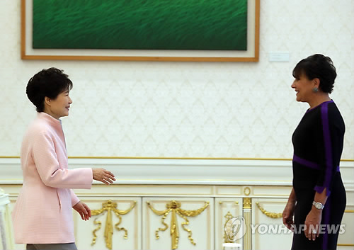 朴槿惠谈韩美企业合作 对贸易保护主义表关切