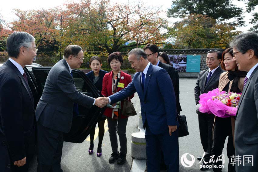 前国务委员唐家璇到访韩国千年古都——庆州