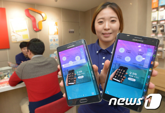 三星Galaxy Note Edge手机面市 曲面侧屏设计成亮点（组图）
