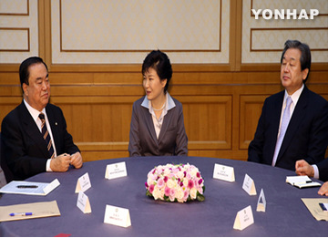 朴槿惠会晤韩朝野两党领导人 吁审议国家预算案