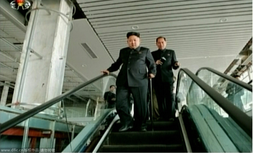 金正恩视察平壤国际机场 朴奉珠黄炳誓陪同（组图）