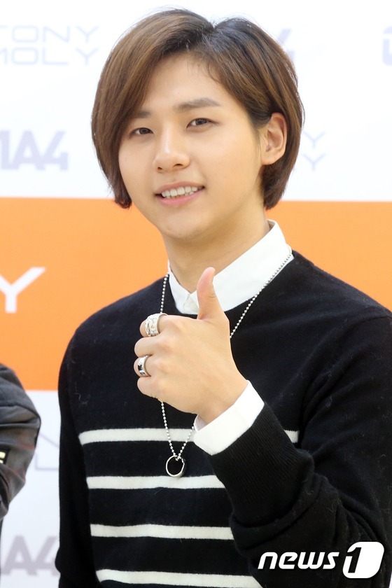 B1A4粉丝会人气爆棚 BARO攻灿搞怪卖萌引尖叫（组图）