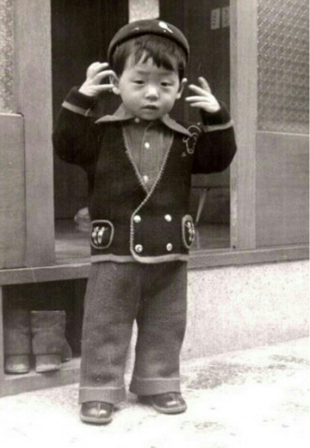 中韩跑男童年照对比 搞笑邓超也是安静美男子