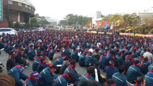 韩国现代重工业超2700工人罢工（高清组图）