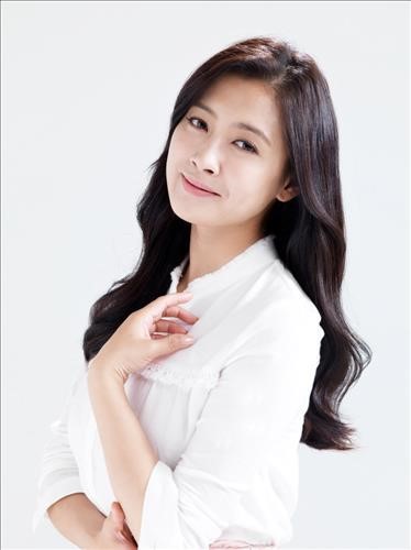 韩国演员南相美明年1月与同龄男友结婚图