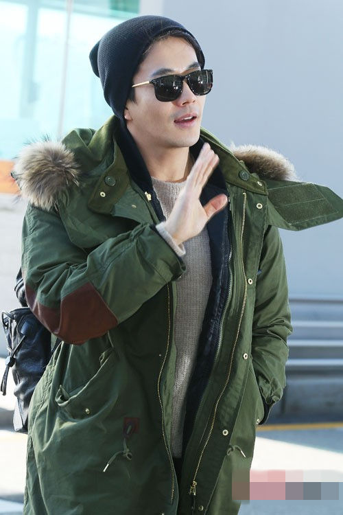 崔智友宋承宪丁一宇权相佑CNBLUE 韩国明星大咖齐聚机场比气场（组图）