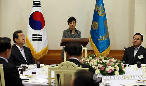 韩总统为政府幕后红人干政说法辟谣 在野党谴责