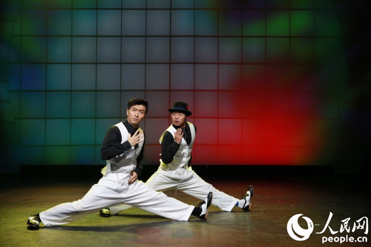 感受韩国综合表演秀KABOOM的无限魅力（组图）