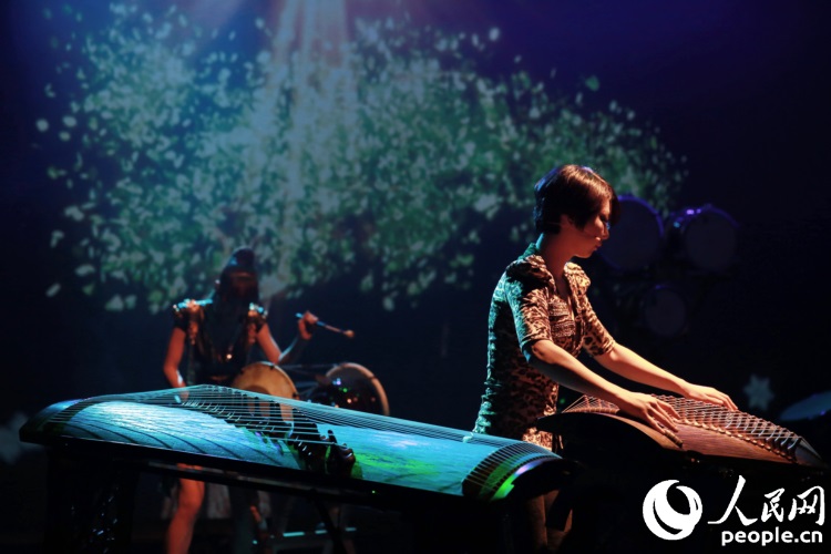 感受韩国综合表演秀KABOOM的无限魅力（组图）