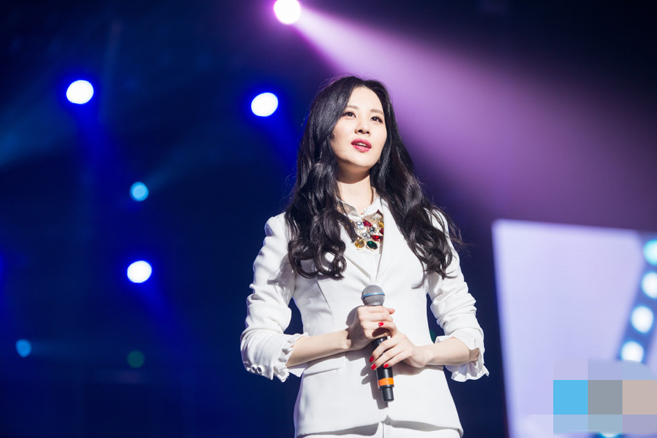 少女时代中国巡演上海站完美落幕收官 小妮子们俘获大批粉丝（组图）