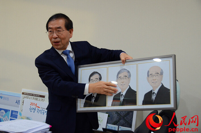 首尔市长亲自带领四川游客参观市长办公室（组图）
