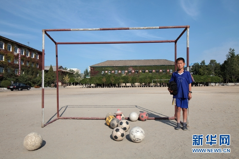 西方记者看不到的朝鲜：足球在朝鲜【高清组图】