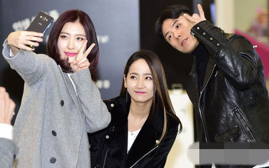 WonderGirls前成员活动再遇 许久不见依旧姐妹情深（组图）
