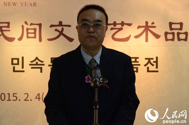 2015欢乐春节之“青海民族民间文化艺术品展”在首尔开幕（组图）