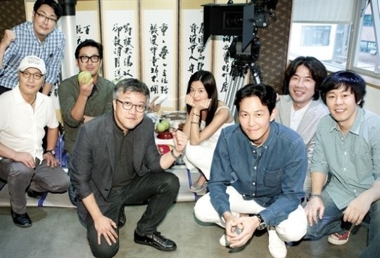 全智贤李政宰河正宇齐聚《暗杀》 成《盗贼同盟》导演又一力作【组图】