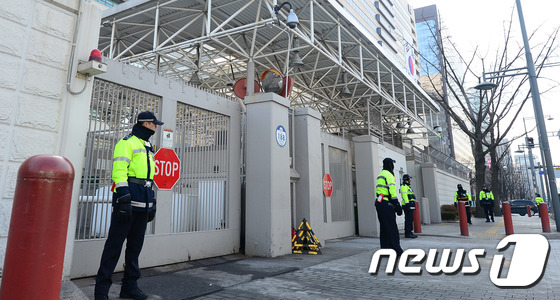 美驻韩大使被袭 嫌犯被抓警方加强警戒【组图】