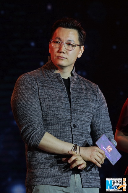 郑淳元进军中国将发中文专辑  变身“萌大叔”获高人气（组图）