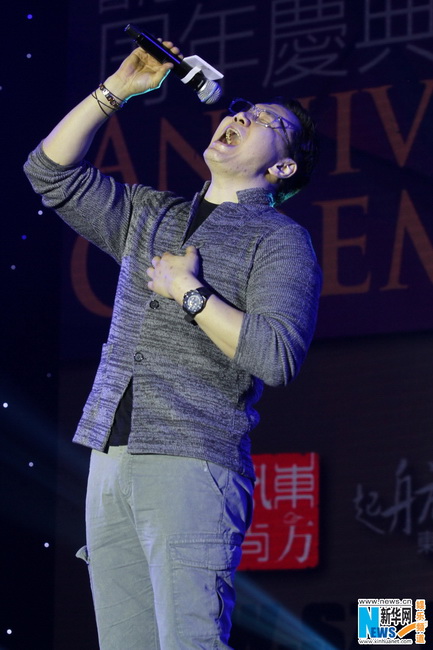 郑淳元进军中国将发中文专辑  变身“萌大叔”获高人气（组图）