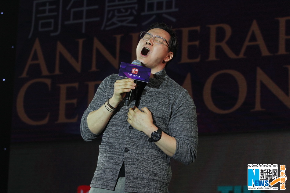 郑淳元进军中国将发中文专辑  变身“萌大叔”获高人气（组图）