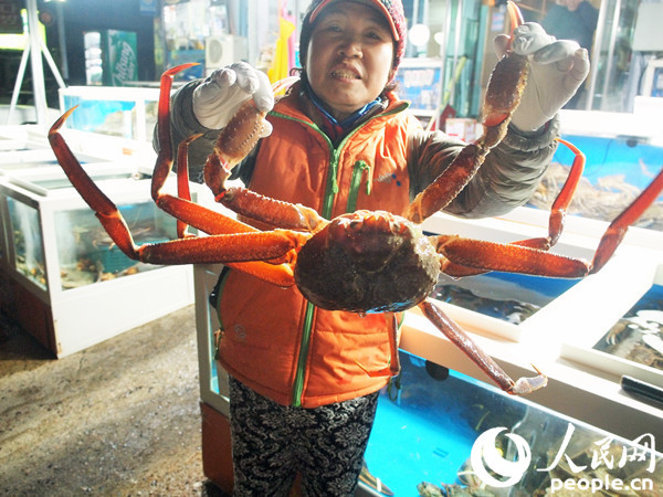 韩国东海岸诱人的冬季美味：竹蟹与秋刀鱼干【组图】