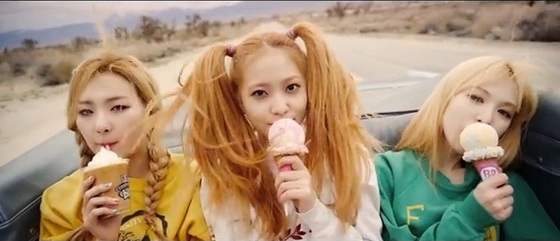 韩女团Red Velvet新曲MV公开 变身甜蜜冰淇淋