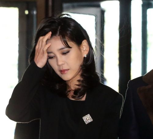 三星总裁李健熙长女离婚案一审无果 抚养权分