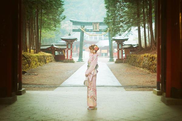 韩国女孩Yurisa颜值逆天  清新妩媚呆萌美照全盘点【组图】