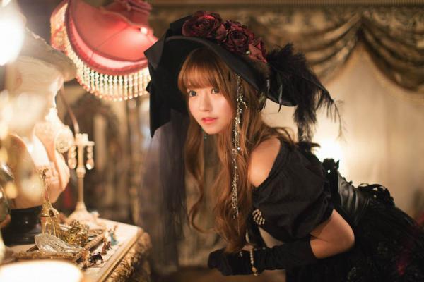 韩国女孩Yurisa颜值逆天  清新妩媚呆萌美照全盘点【组图】