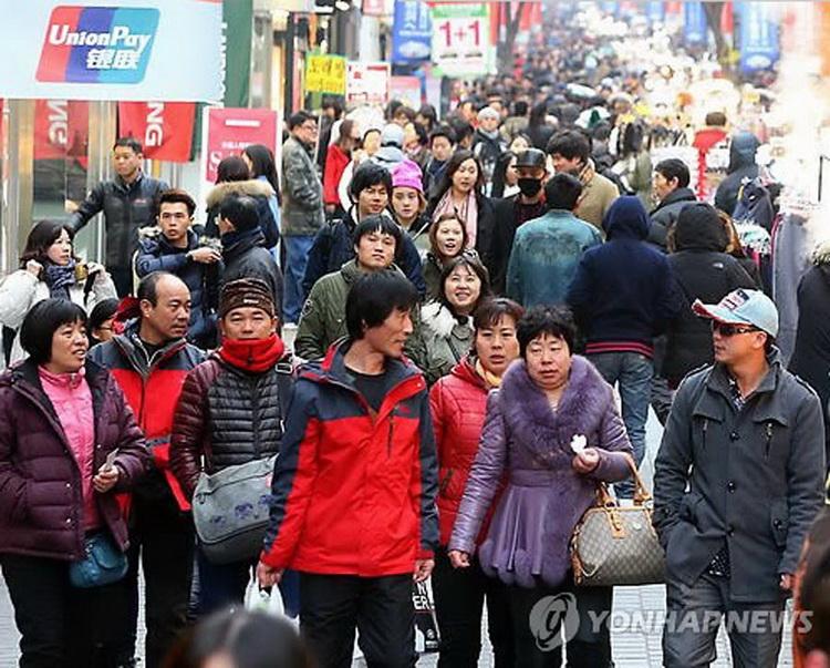 到处是中国游客的著名购物中心——首尔明洞（网页截图）