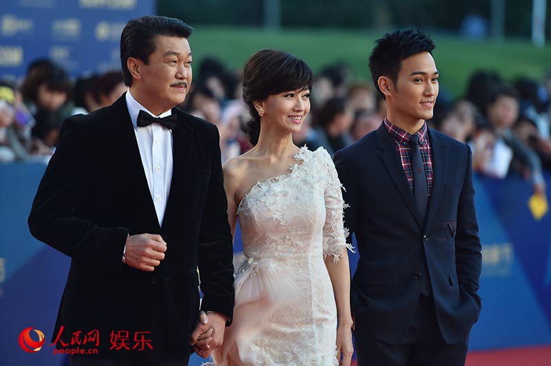 第五届北影节闭幕 安七炫崔始源冯绍峰陈奕迅中韩男星比帅【组图】