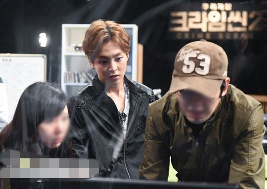EXO xiumin综艺首秀 现场变身呆萌“吃货”【组图】