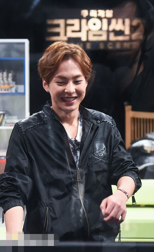EXO xiumin综艺首秀 现场变身呆萌“吃货”【组图】